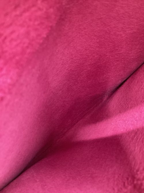 JUTTA NEUMANN（ユッタニューマン）JUTTA NEUMANN (ユッタニューマン) レザーケース パープルの古着・服飾アイテム