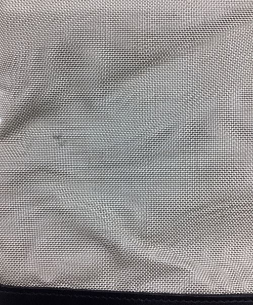 Junhashimoto（ジュンハシモト）Junhashimoto (ジュンハシモト) クラッチバッグ グレー×ブラックの古着・服飾アイテム