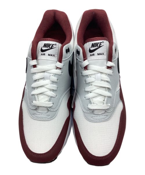 NIKE（ナイキ）NIKE (ナイキ) スニーカー ホワイト×ブラウン サイズ:27 未使用品の古着・服飾アイテム