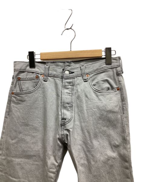 LEVI'S（リーバイス）LEVI'S (リーバイス) デニムパンツ ライトグレー サイズ:W30の古着・服飾アイテム