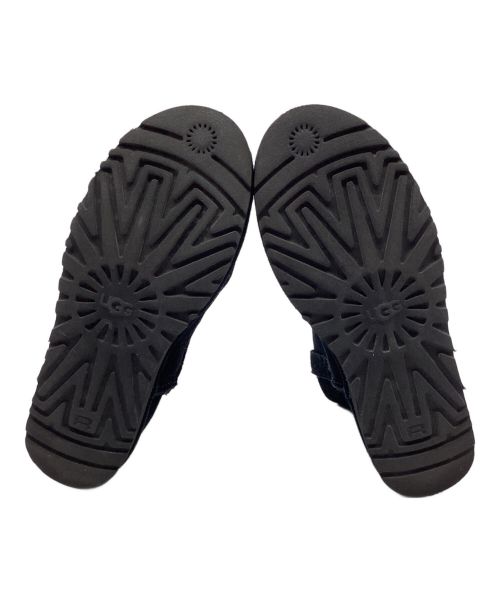 UGG（アグ）UGG (アグ) CLASSIC UNLINED MINI ブラック サイズ:24の古着・服飾アイテム