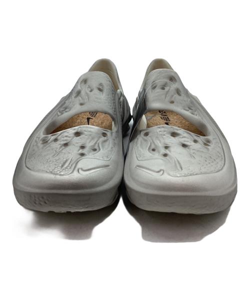 NIKE（ナイキ）NIKE (ナイキ) シューズ ベージュ サイズ:27 未使用品の古着・服飾アイテム