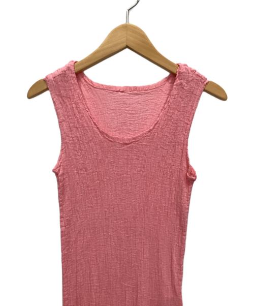 ISSEY MIYAKE（イッセイミヤケ）ISSEY MIYAKE (イッセイミヤケ) ノースリーブカットソー ピンク サイズ:表記なしの古着・服飾アイテム