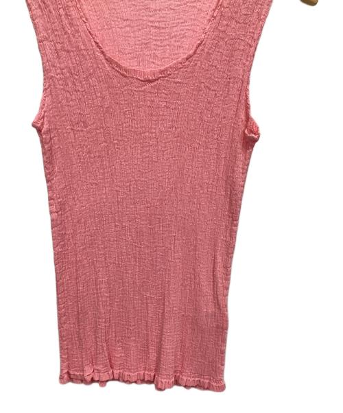ISSEY MIYAKE（イッセイミヤケ）ISSEY MIYAKE (イッセイミヤケ) ノースリーブカットソー ピンク サイズ:表記なしの古着・服飾アイテム