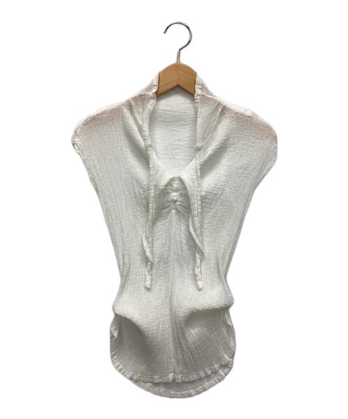 ISSEY MIYAKE（イッセイミヤケ）ISSEY MIYAKE (イッセイミヤケ) ノースリーブカットソー ホワイト サイズ:表記の古着・服飾アイテム