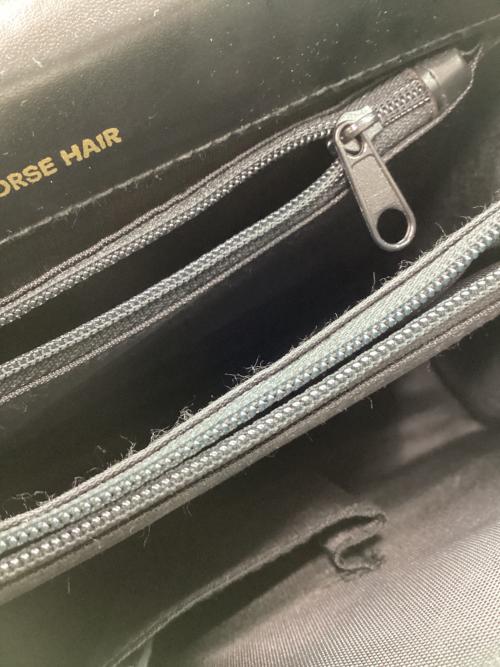 GENUINE HORSE HAIR（ホースヘア）GENUINE HORSE HAIR (ホースヘア) ハンドバッグ ブラックの古着・服飾アイテム