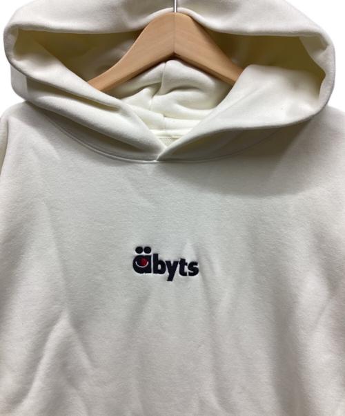 ABYTS（エーバイティーエス）ABYTS (エーバイティーエス) Haagen-Dazs (ハーゲンダッツ) パーカー クリームホワイト サイズ:3 未使用品の古着・服飾アイテム