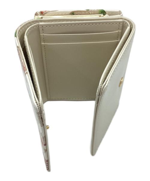 H.P.FRANCE（アッシュペーフランス）H.P.FRANCE (アッシュペーフランス) 3つ折り財布 ホワイトの古着・服飾アイテム