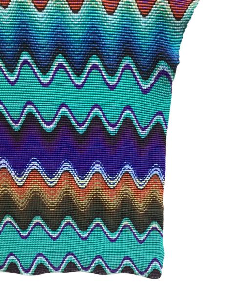 me ISSEY MIYAKE（ミーイッセイ ミヤケ）me ISSEY MIYAKE (ミーイッセイ ミヤケ) ノースリーブカットソー ネイビー×ブルー サイズ:表記なしの古着・服飾アイテム