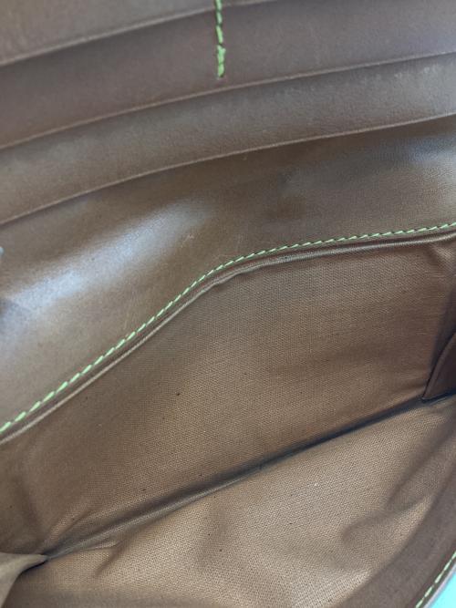 PRIMA CLASSE（プリマクラッセ）PRIMA CLASSE (プリマクラッセ) 札入れの古着・服飾アイテム