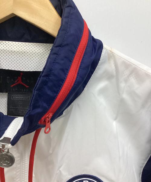 NIKE（ナイキ）NIKE (ナイキ) Paris Saint-Germain (パリサンジェルマン) トラックジャケット ホワイト×レッド サイズ:XLの古着・服飾アイテム