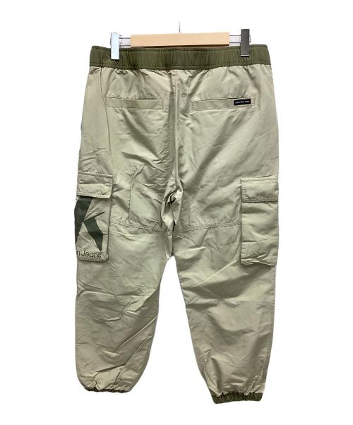 Calvin Klein Jeans（カルバンクラインジーンズ）Calvin Klein Jeans (カルバンクラインジーンズ) パンツ ライトグリーン サイズ:Mの古着・服飾アイテム