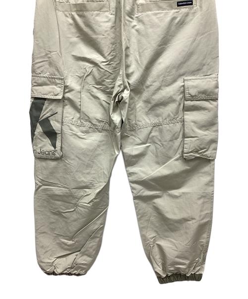 Calvin Klein Jeans（カルバンクラインジーンズ）Calvin Klein Jeans (カルバンクラインジーンズ) パンツ ライトグリーン サイズ:Mの古着・服飾アイテム