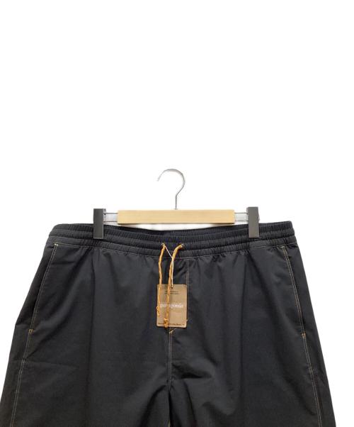 Patagonia（パタゴニア）Patagonia (パタゴニア) ハイドロピーク・バレー・ショーツ ブラック サイズ:XL 未使用品の古着・服飾アイテム