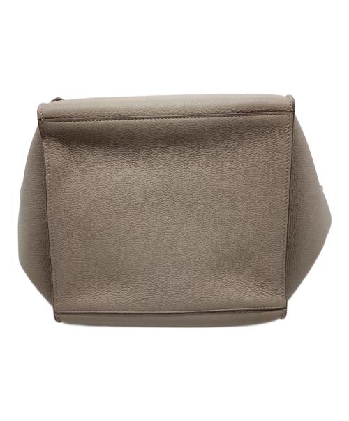 CELINE（セリーヌ）CELINE (セリーヌ) バッグ ベージュの古着・服飾アイテム