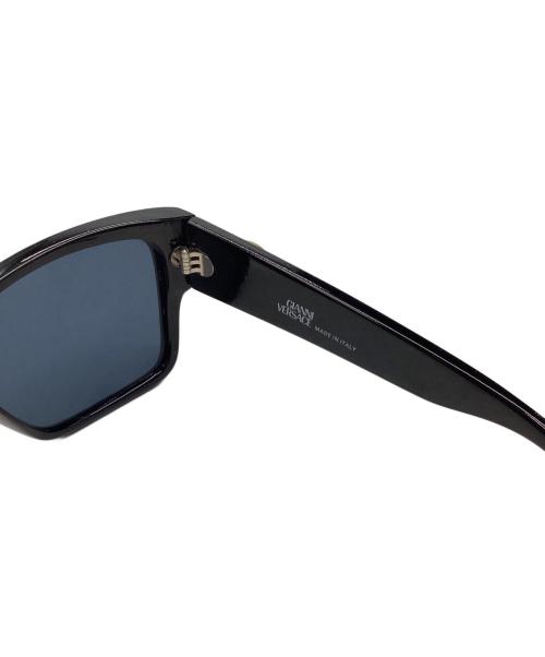 GIANNI VERSACE（ジャンニ・ヴェルサーチ）GIANNI VERSACE (ジャンニ・ヴェルサーチ) サングラスの古着・服飾アイテム