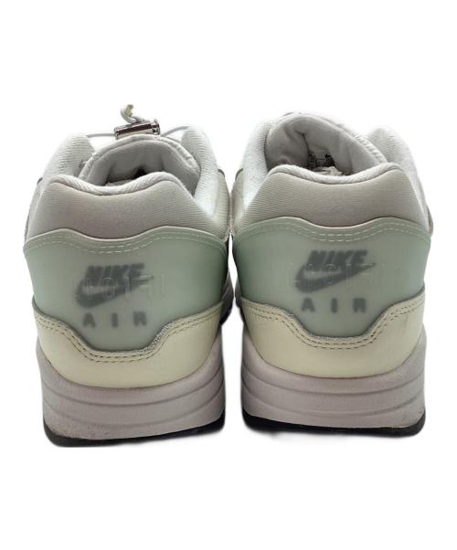 NIKE（ナイキ）NIKE (ナイキ) スニーカー アイボリー サイズ:28.5の古着・服飾アイテム