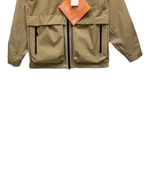 Snow peak（スノーピーク）Snow peak (スノーピーク) SYMPATEX Hybrid Rain Jacket ベージュ サイズ:M 未使用品の古着・服飾アイテム