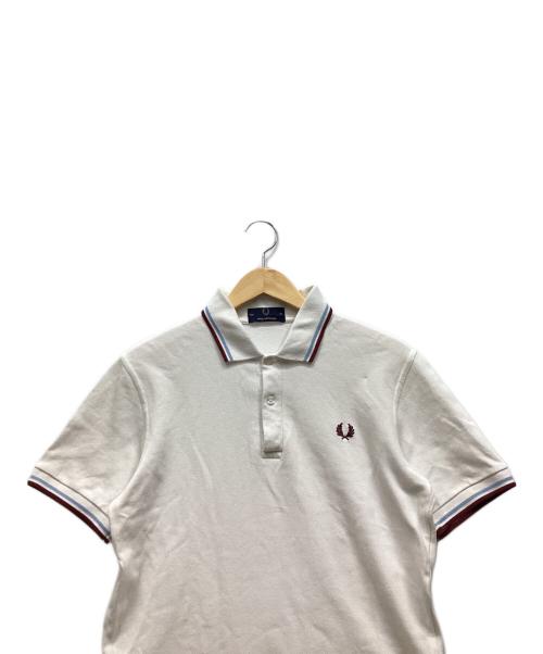 FRED PERRY（フレッドペリー）FRED PERRY (フレッドペリー) ポロシャツ ホワイト サイズ:Mの古着・服飾アイテム