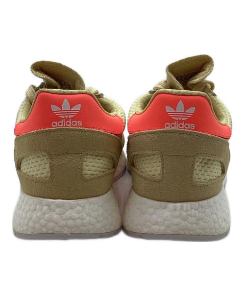 adidas（アディダス）adidas (アディダス) シューズ ベージュ サイズ:26.5の古着・服飾アイテム