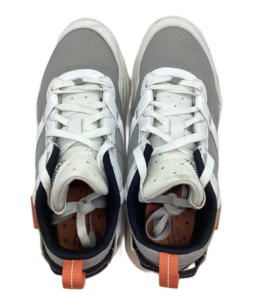 JORDAN（ジョーダン）JORDAN (ジョーダン) スニーカー ホワイト×グレー サイズ:26の古着・服飾アイテム