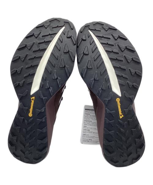 adidas（アディダス）adidas (アディダス) シューズ グレー×ブラウン サイズ:30 未使用品の古着・服飾アイテム