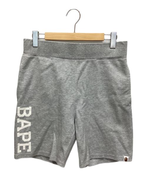 A BATHING APE（アベイシングエイプ）A BATHING APE (ア ベイシング エイプ) ハーフパンツ グレー サイズ:Mの古着・服飾アイテム