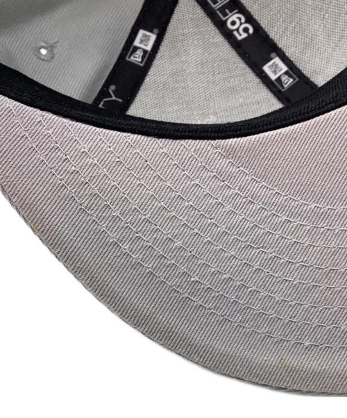New Era（ニューエラ）New Era (ニューエラ) SUPREME (シュプリーム) キャップ グレー サイズ:60.6の古着・服飾アイテム