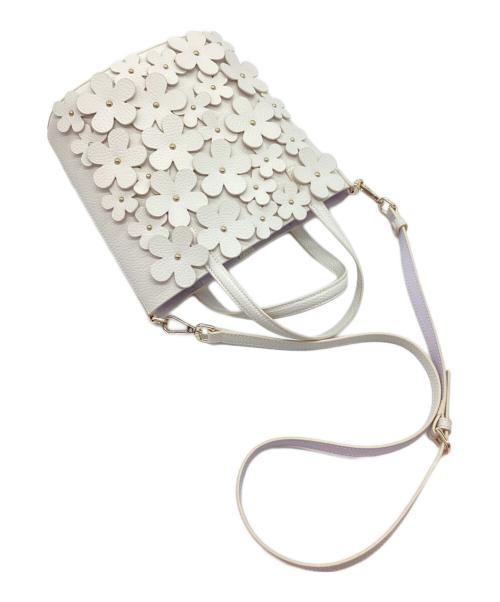 TOCCA（トッカ）TOCCA (トッカ) 2WAYバッグ ホワイトの古着・服飾アイテム