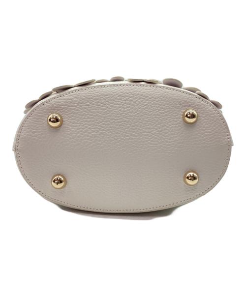 TOCCA（トッカ）TOCCA (トッカ) 2WAYバッグ ホワイトの古着・服飾アイテム