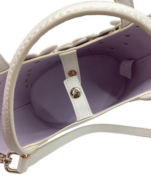 TOCCA（トッカ）TOCCA (トッカ) 2WAYバッグ ホワイトの古着・服飾アイテム