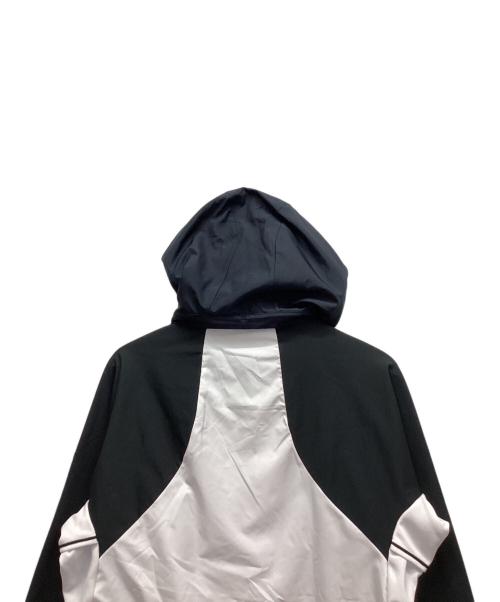 DESCENTE（デサント）DESCENTE (デサント) トラックジャケット ホワイト×ブラック サイズ:L 未使用品の古着・服飾アイテム