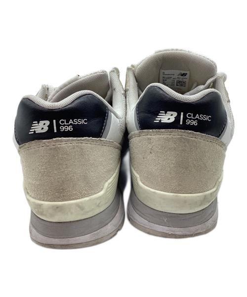 NEW BALANCE（ニューバランス）NEW BALANCE (ニューバランス) シューズ ホワイト サイズ:27.5の古着・服飾アイテム