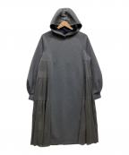 BLUE LABEL CRESTBRIDGEブルーレーベルクレストブリッジ）の古着「バックチュールポンチドレス」｜グレー