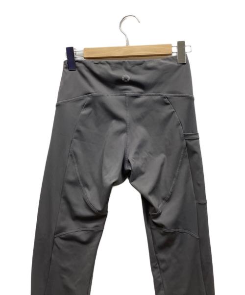 feelcycle（フィールサイクル）feelcycle (フィールサイクル) 2wayストレッチレギンス グレー サイズ:Mの古着・服飾アイテム