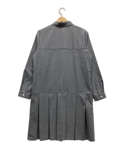 FRED PERRY（フレッドペリー）FRED PERRY (フレッドペリー) 長袖ワンピース グレー サイズ:UK10の古着・服飾アイテム