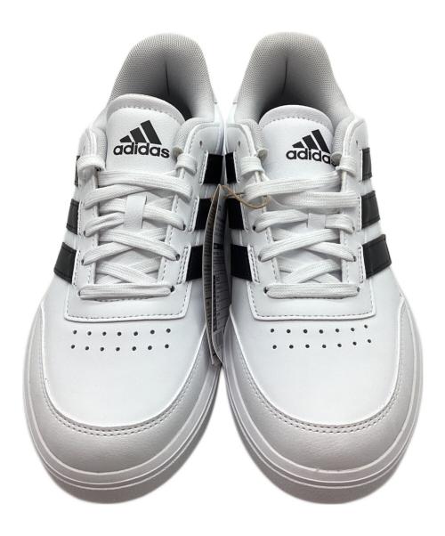 adidas（アディダス）adidas (アディダス) スニーカー ホワイト サイズ:27 未使用品の古着・服飾アイテム