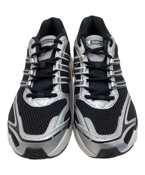 adidas（アディダス）adidas (アディダス) スニーカー ブラック×シルバー サイズ:30 未使用品の古着・服飾アイテム