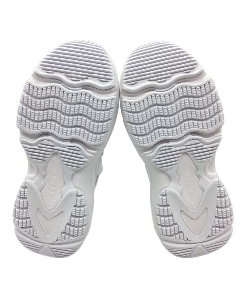 adidas（アディダス）adidas (アディダス) スニーカー ホワイト サイズ:23.5 未使用品の古着・服飾アイテム