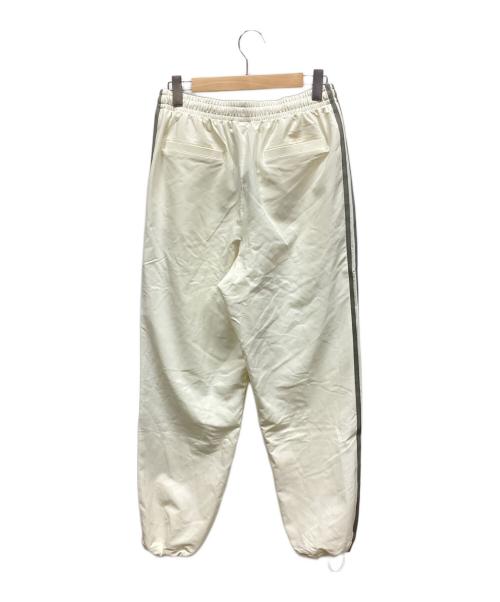 adidas（アディダス）adidas (アディダス) トラックパンツ クリーム サイズ:L 未使用品の古着・服飾アイテム