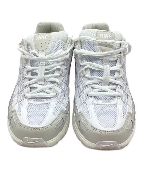 NIKE（ナイキ）NIKE (ナイキ) スニーカー ホワイト サイズ:26.5の古着・服飾アイテム