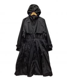 PRADA（プラダ）の古着「ナイロンコート」｜ブラック