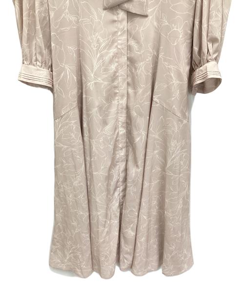 HER LIP TO（ハーリップトゥ）HER LIP TO (ハーリップトゥ) ワンピース ベージュ サイズ:Mの古着・服飾アイテム