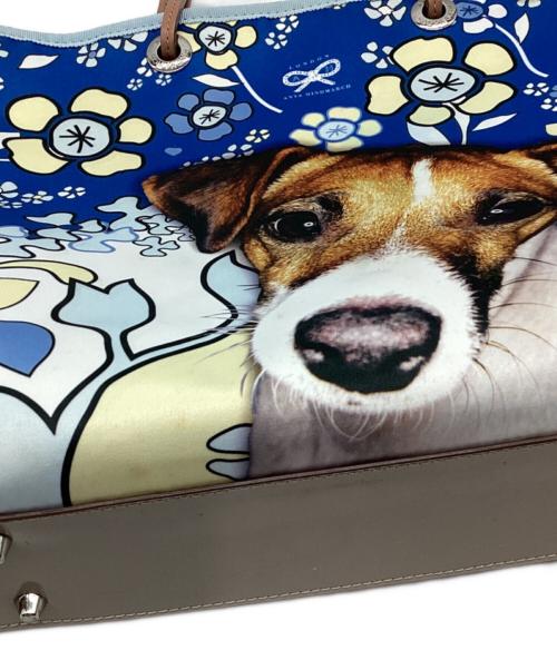 ANYA HINDMARCH（アニヤ・ハインドマーチ）ANYA HINDMARCH (アニヤ・ハインドマーチ) 転写トートバッグの古着・服飾アイテム