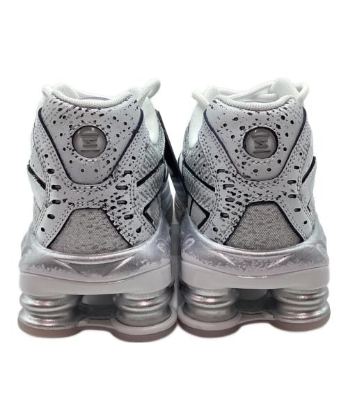 SHOX RIDE 2 NIKE（-）SHOX RIDE 2 NIKE (-) スニーカー ホワイト×ブラック サイズ:27 未使用品の古着・服飾アイテム