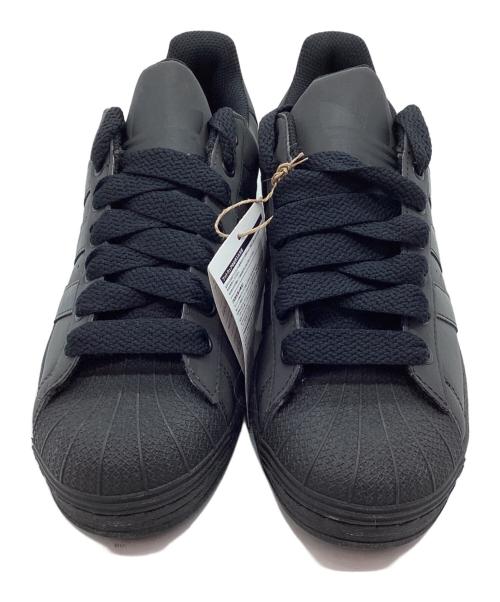 adidas（アディダス）adidas (アディダス) スニーカー ブラック サイズ:28.5の古着・服飾アイテム