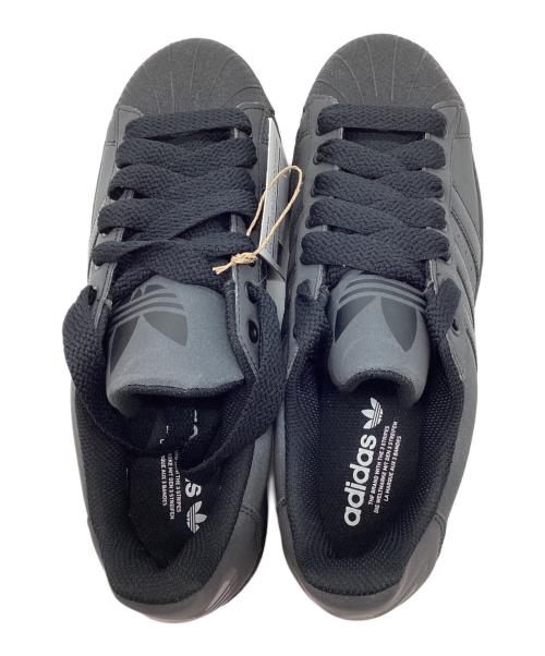 adidas（アディダス）adidas (アディダス) スニーカー ブラック サイズ:28.5の古着・服飾アイテム