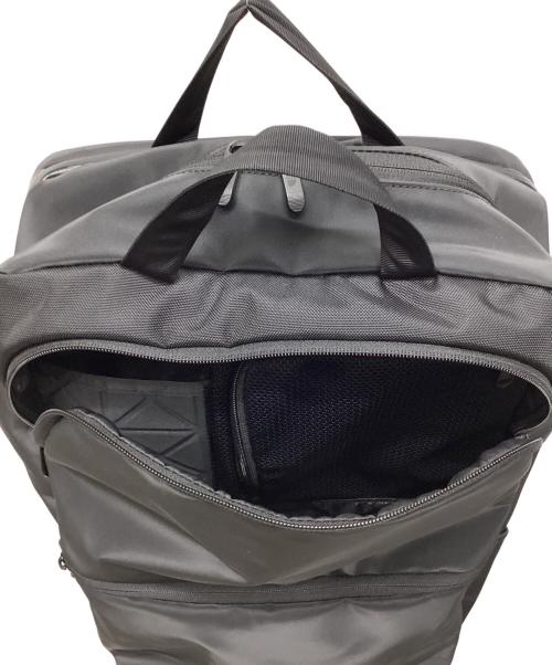 THE NORTH FACE（ザ ノース フェイス）THE NORTH FACE (ザ ノース フェイス) シャトルデイパック ブラックの古着・服飾アイテム