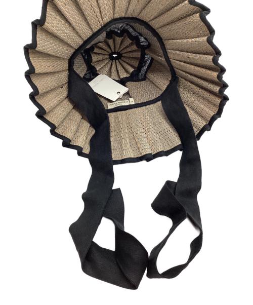 Lorna Murray（ローナマーレイ）Lorna Murray (ローナマーレイ) プリーツハット ベージュ×ブラック 未使用品の古着・服飾アイテム