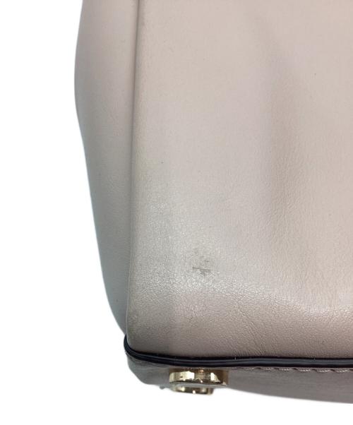 MICHAEL KORS（マイケル・コース）MICHAEL KORS (マイケル・コース) 2WAYショルダーバッグ ベージュの古着・服飾アイテム